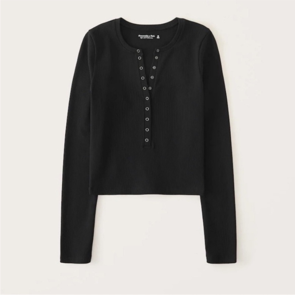 Abercrombie & Fitch Long Sleeve Seamless Rib Fabric Henley Top